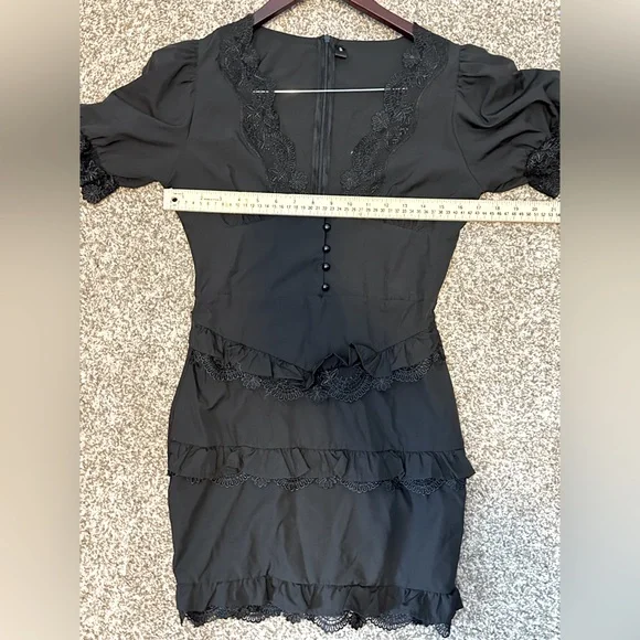 Black Lace Trim Ruffle Mini Dress Size Medium V-Neck Short Sleeve Party Dress - Picture 12 of 13